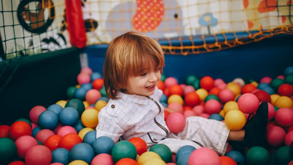 commercial indoor play structure